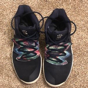 Kyrie 5 size 7 boys